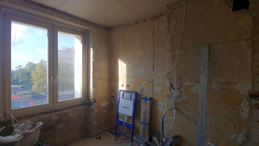 Planujesz zakup starego mieszkania do remontu? Zobacz, co może Cię zaskoczyć!